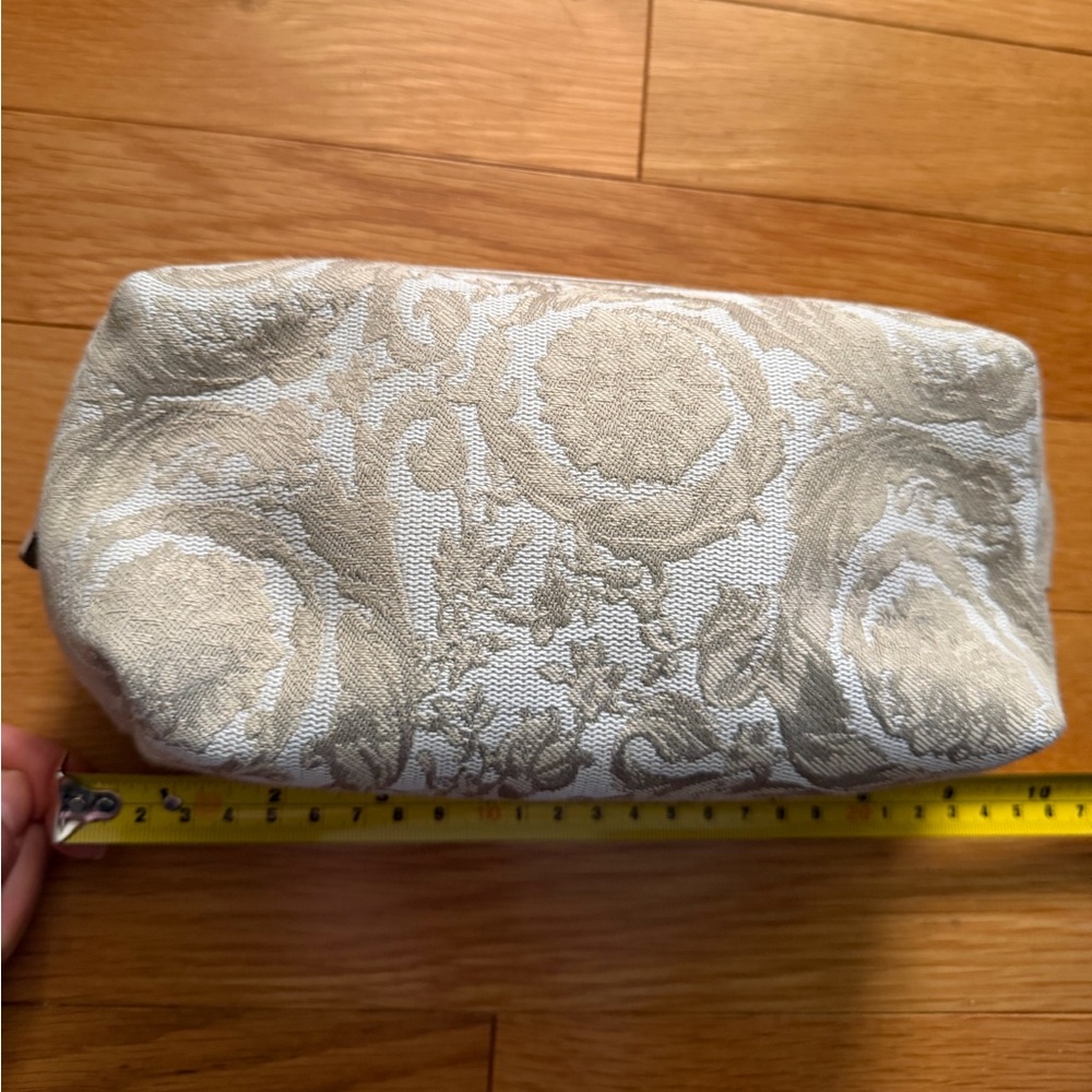 Versace Beige Floral Logo Cosmetic Pouch with Black Dust Bag - Picture 9 of 12